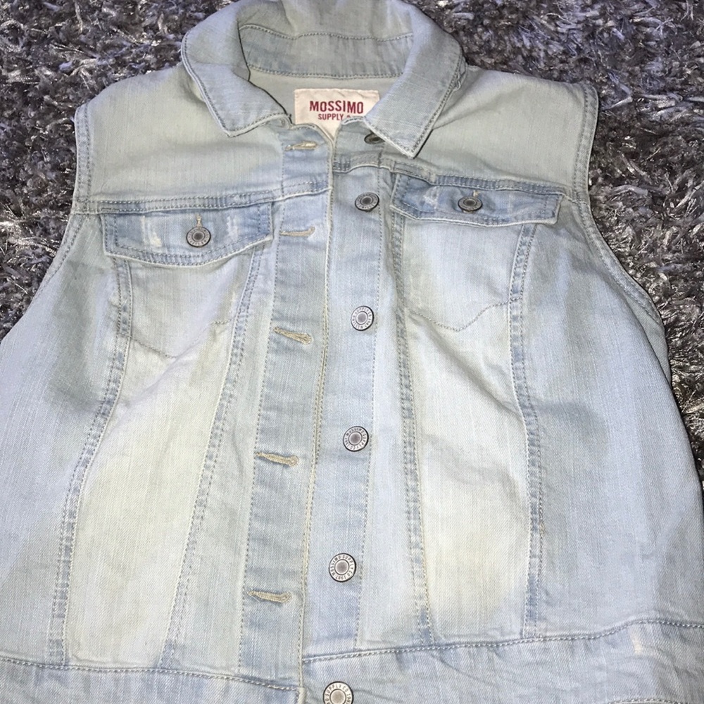 NEVER WORN jean vest